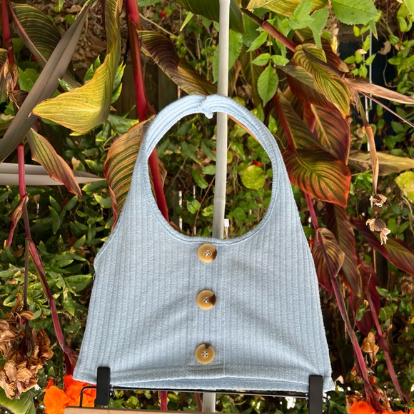 ROMWE Light Blue Crop Top w/ Faux Tortoise Shell Buttons Size Small - Picture 3 of 5